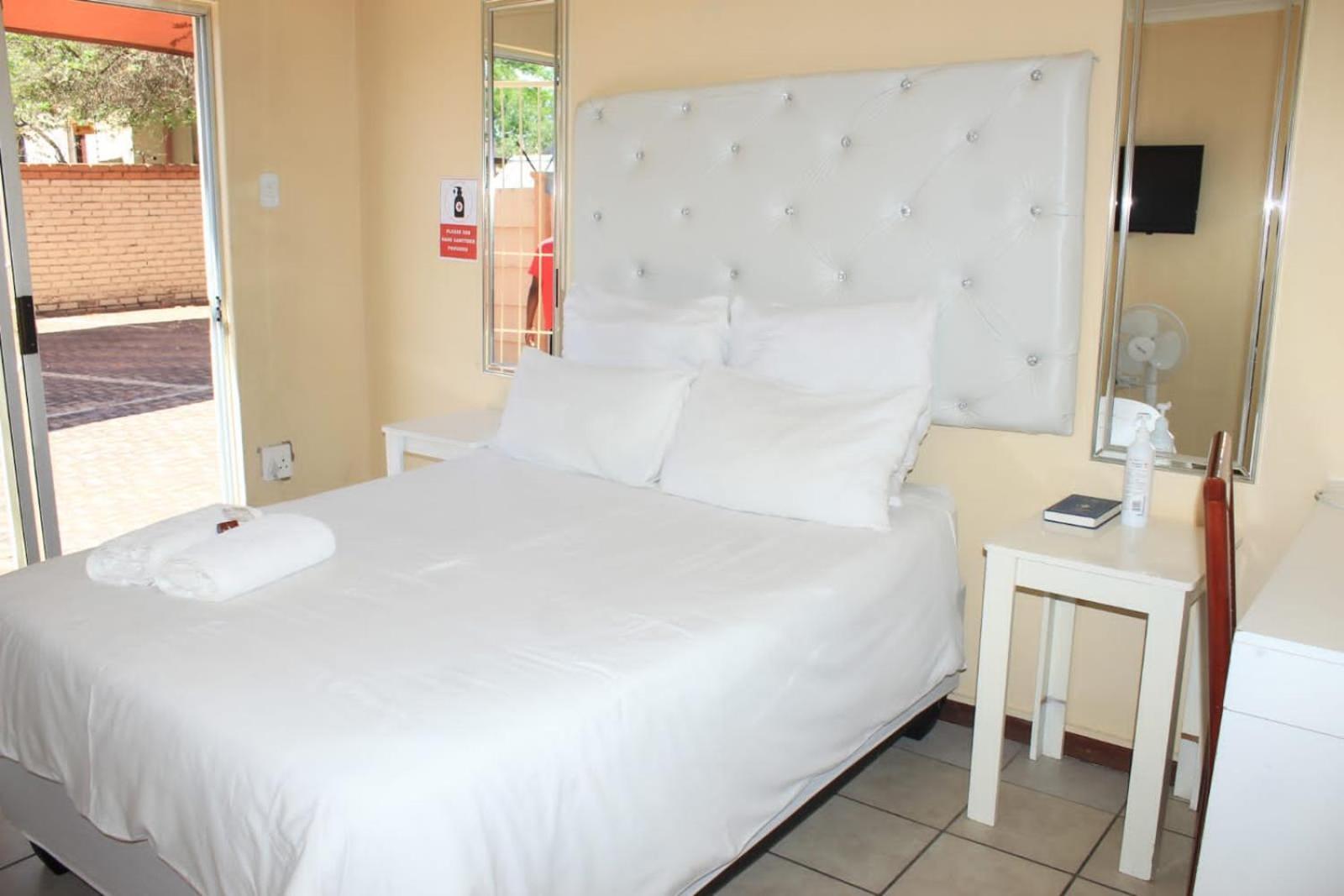 Ethen Guesthouse 폴로콰네 외부 사진