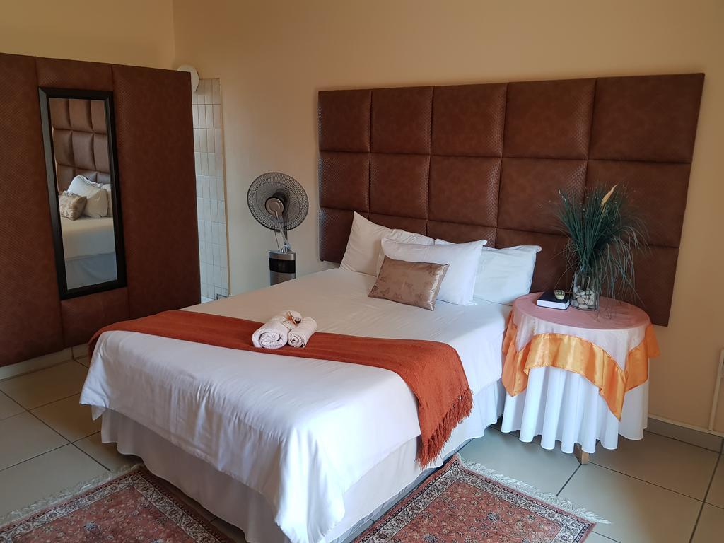 Ethen Guesthouse 폴로콰네 외부 사진